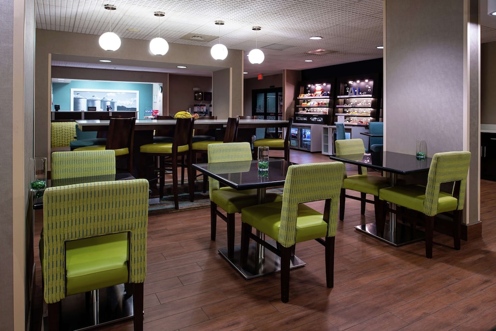 Hampton Inn Florence Midtown 30/45