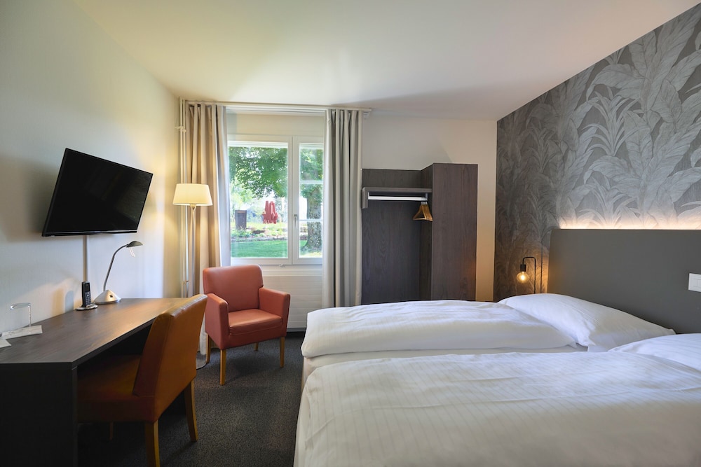HOTEL BOLDERN 4/31