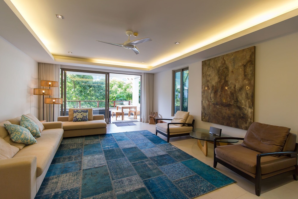Pearl of Naithon 40/50