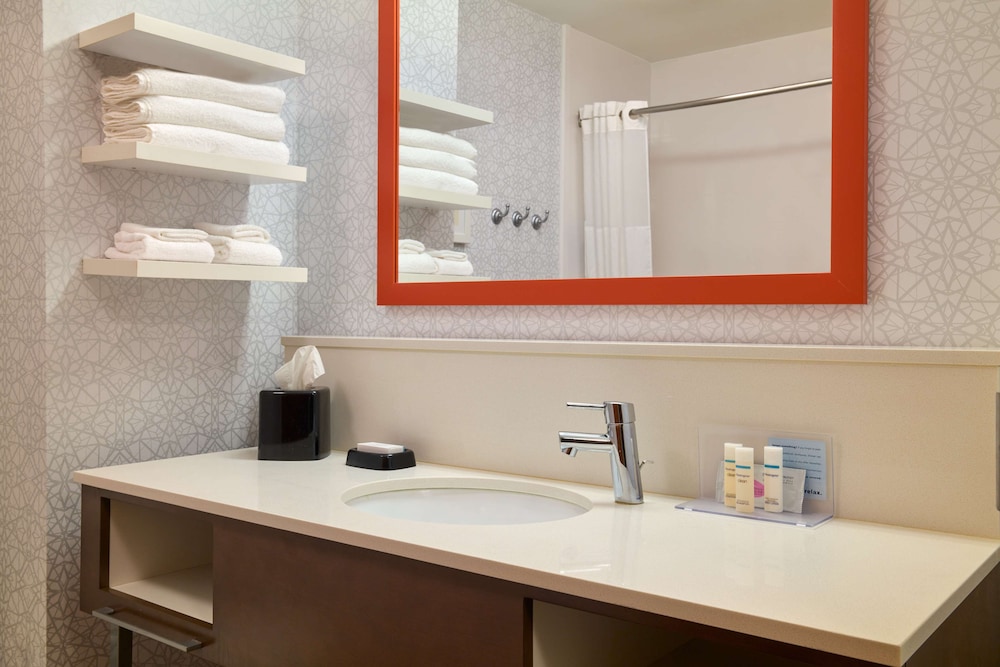 Hampton Inn and Suites Providence/Smithfield 10/40
