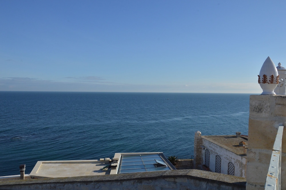 S. Martin Hotel 42/50