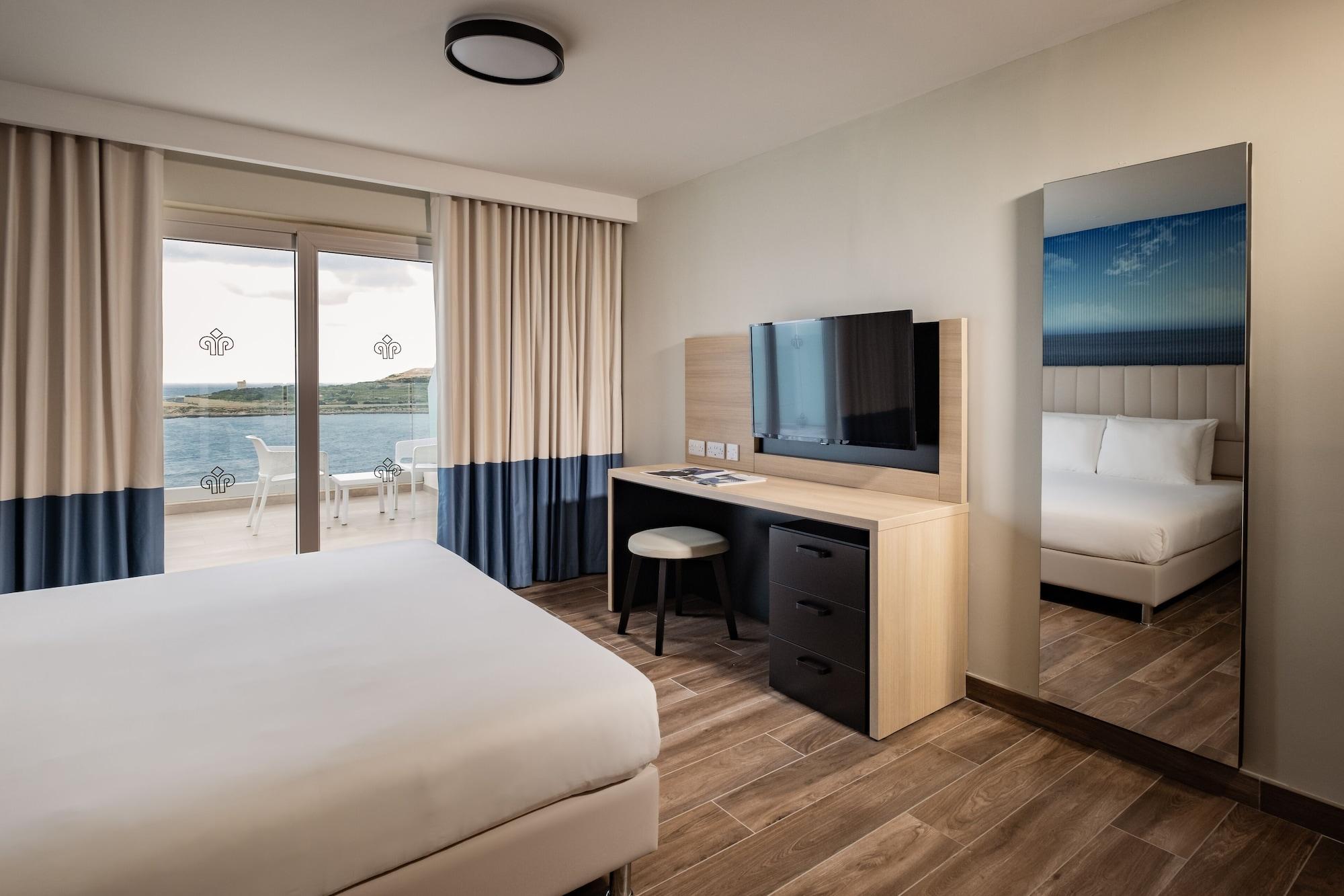 Junior Suite, Hot Tub
