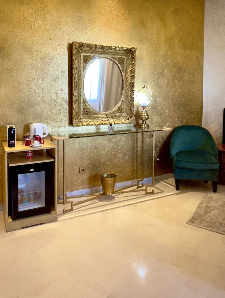 Le Sillage Palace sky & Spa 87/87