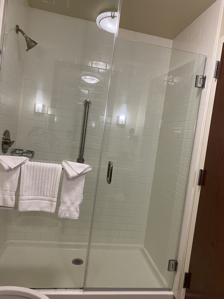 Comfort Inn & Suites Cheyenne, WY 18/41