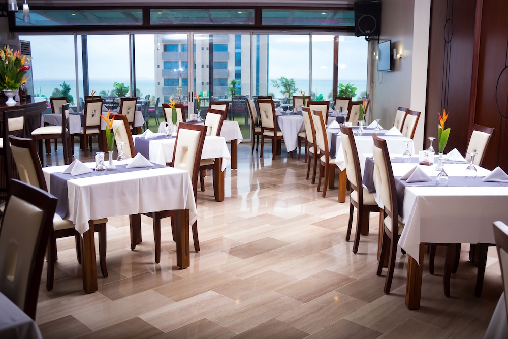 Hotel du Golfe 36/50
