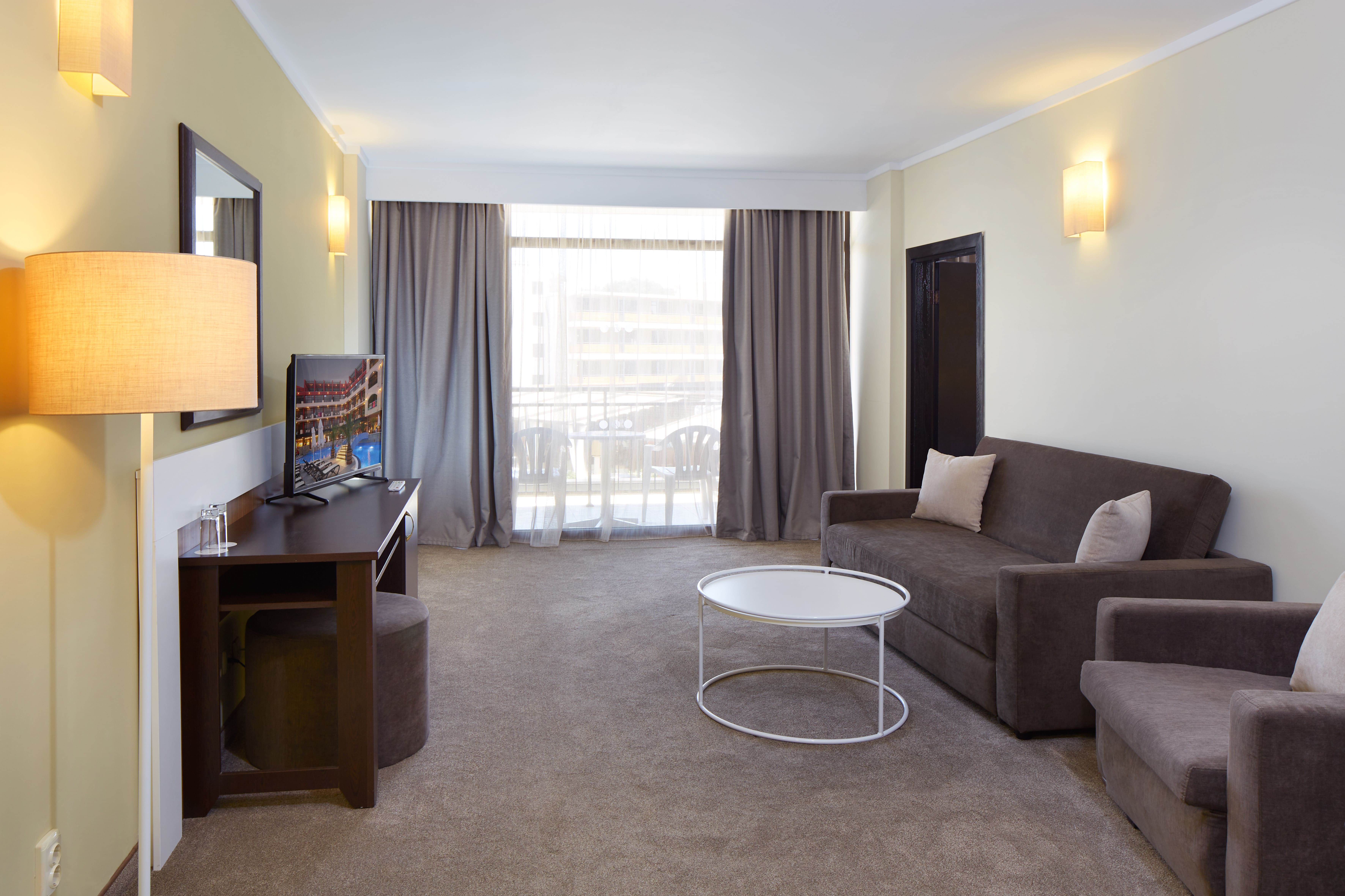 Hotel Nobel Ultra All Inclusive - FREE Beach Access 67/87
