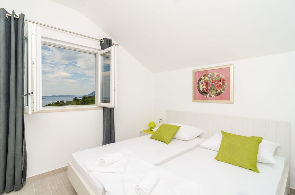 Apartments Villa Dadic 16/70