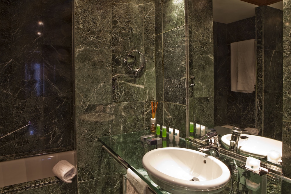 AC Hotel Aitana by Marriott 11/39