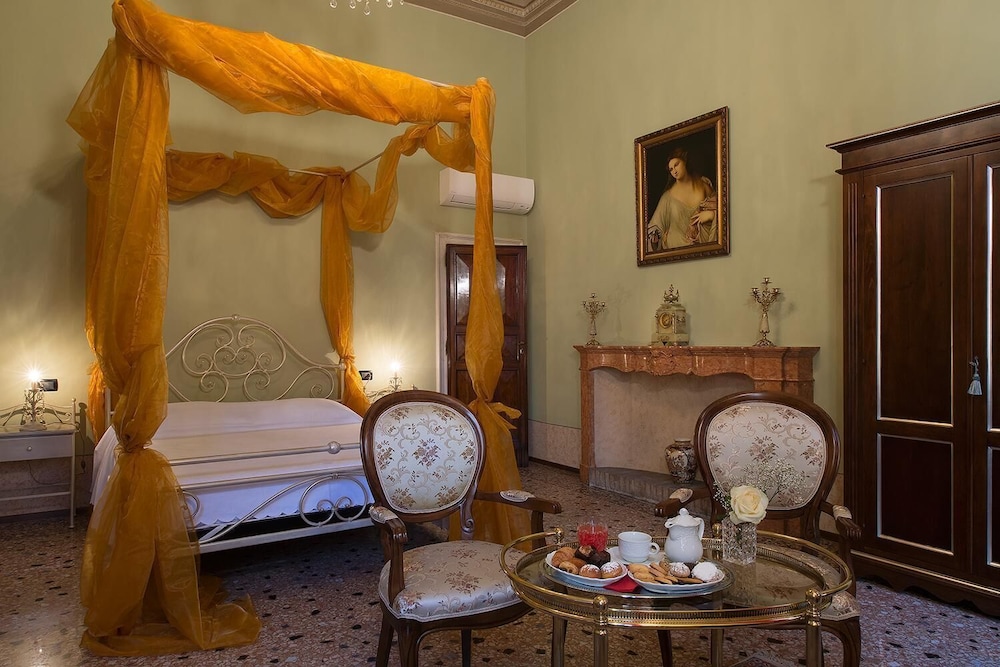 Salotto Delle Arti 16/50