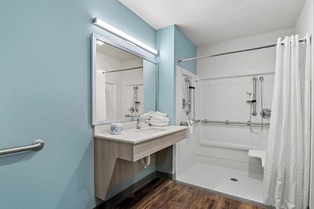 WoodSpring Suites Newington - Hartford South 15/16