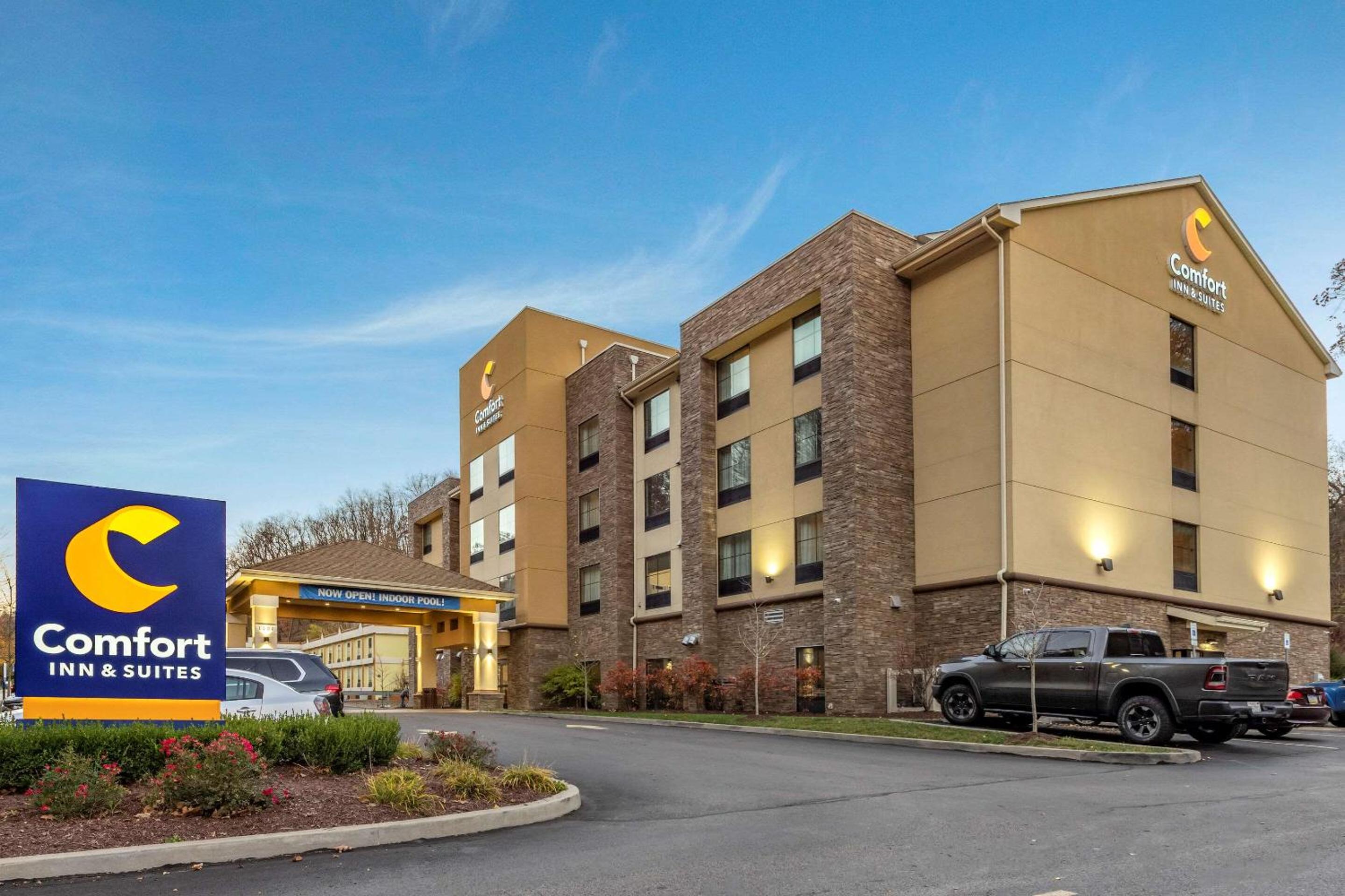 Comfort Inn & Suites 33/40