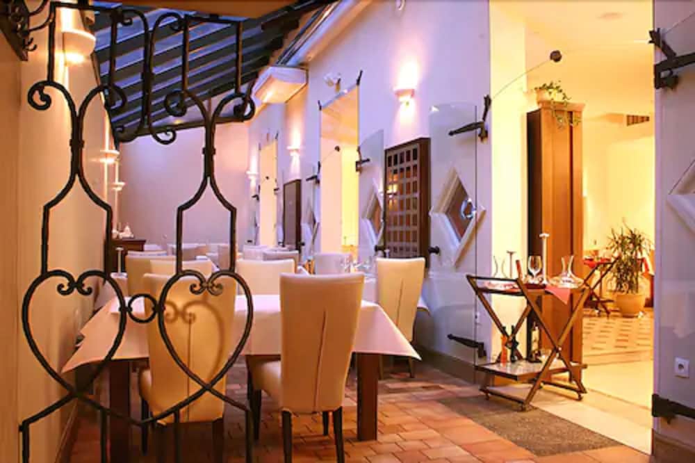 Hotel Grodek 44/50