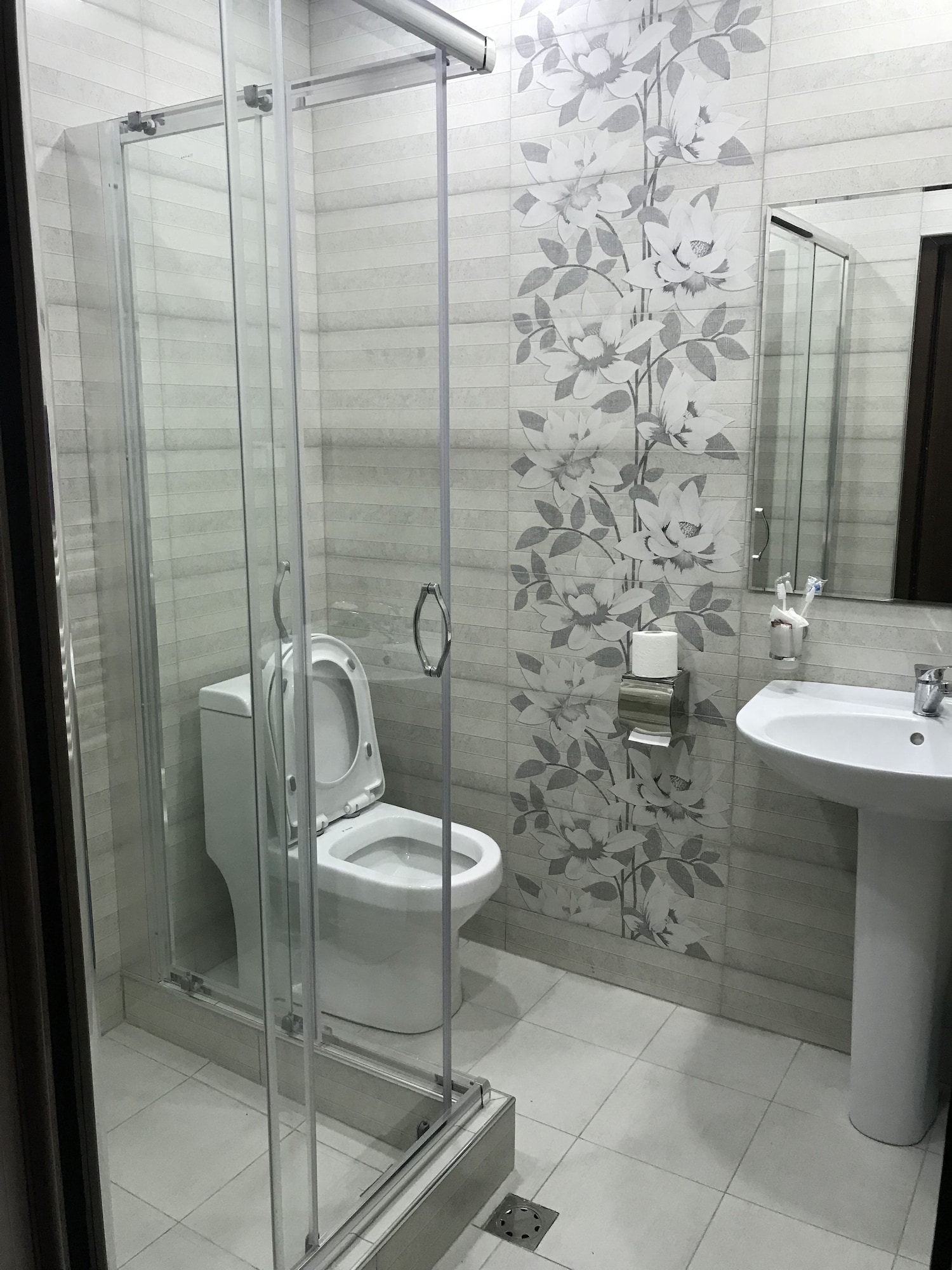 1 BEDROOM, EXECUTIVE, TRIPLE