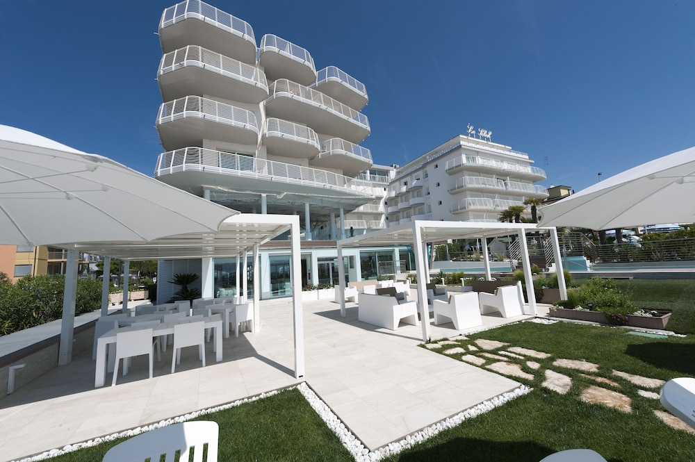 Le Soleil Hotel 7/60