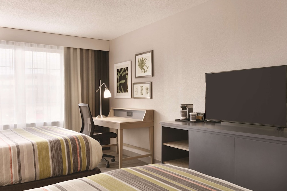 Country Inn & Suites by Radisson, London, KY 17/41