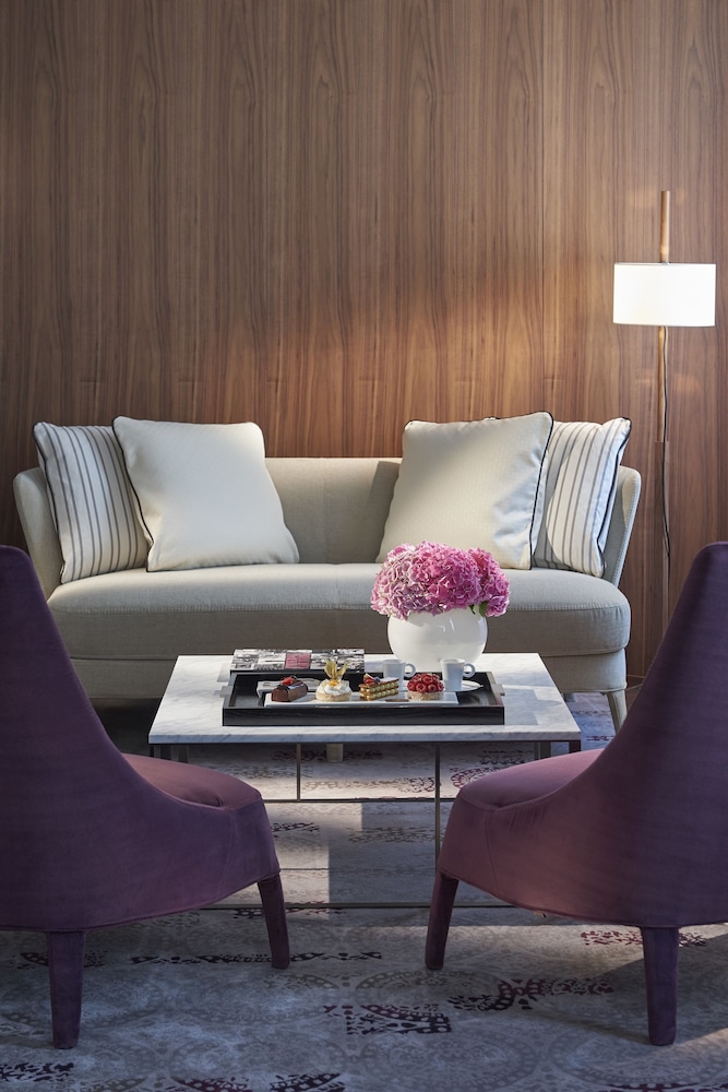 Mandarin Oriental Milan 65/81