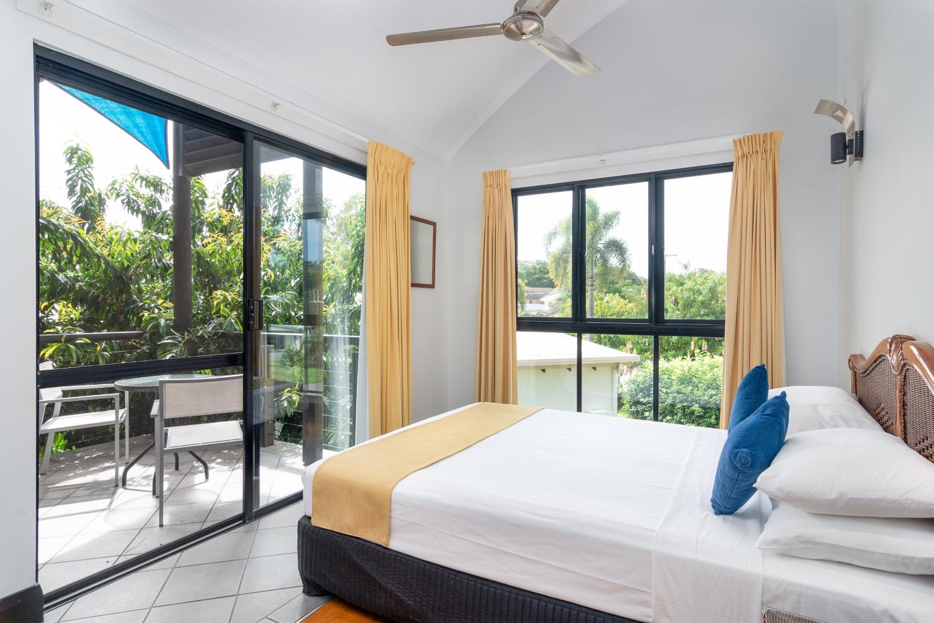 2 Bedrooms, Apartment