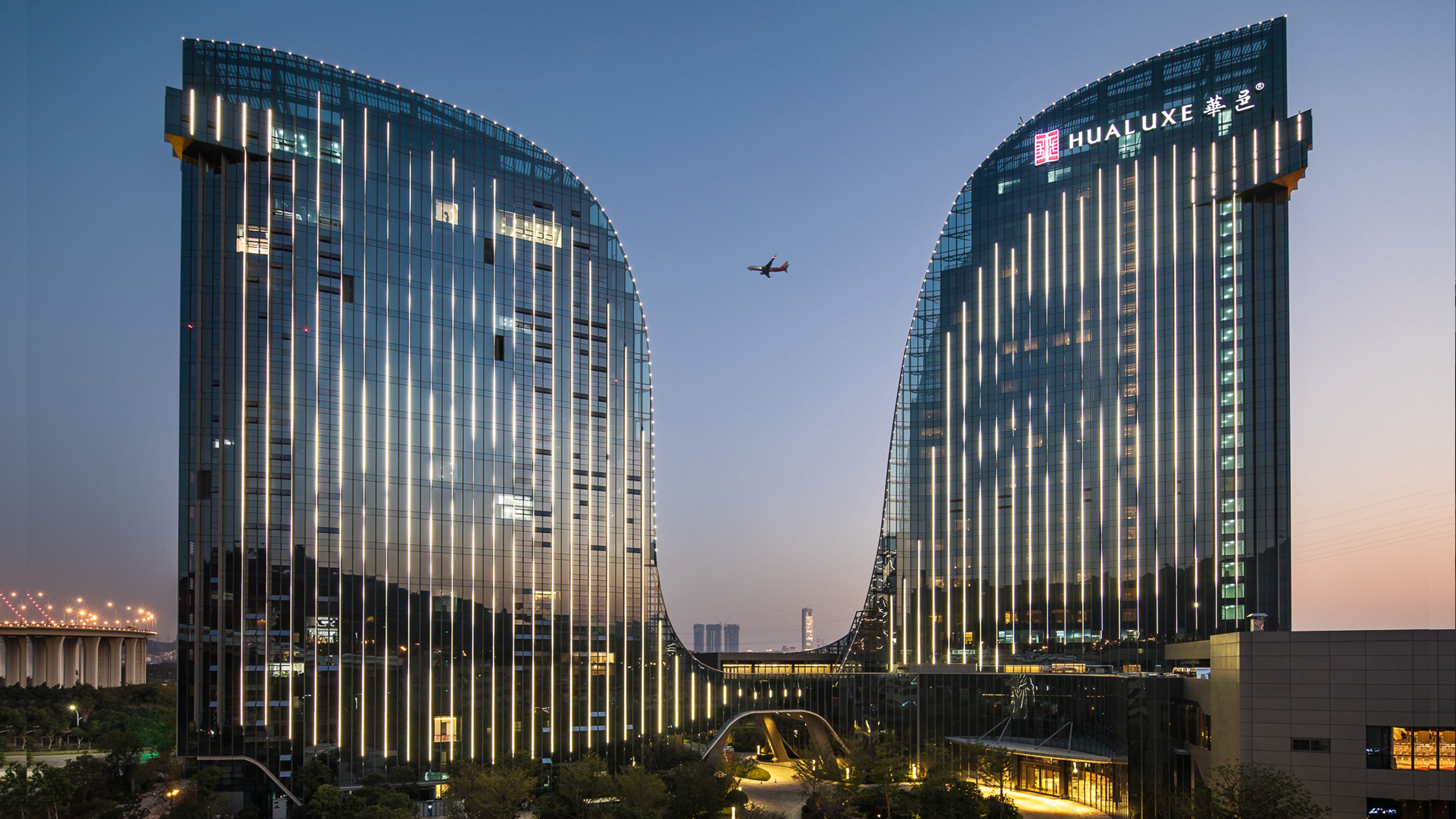 Hualuxe Hotels Resorts Xiamen Haicang 2/50