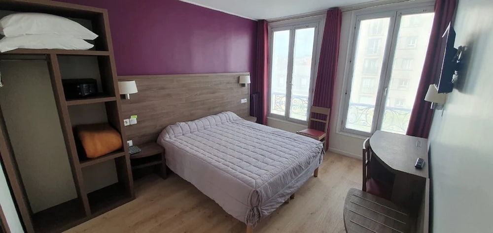 ROOM, SINGLE