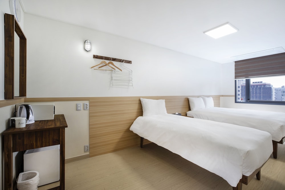 Five Hotel Jongno 12/54