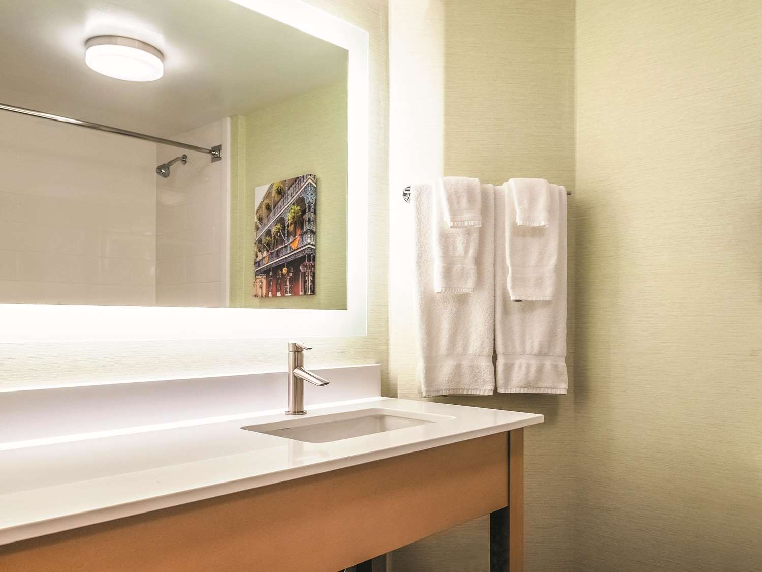 La Quinta Inn & Suites by Wyndham New Orleans Downtown 31/32