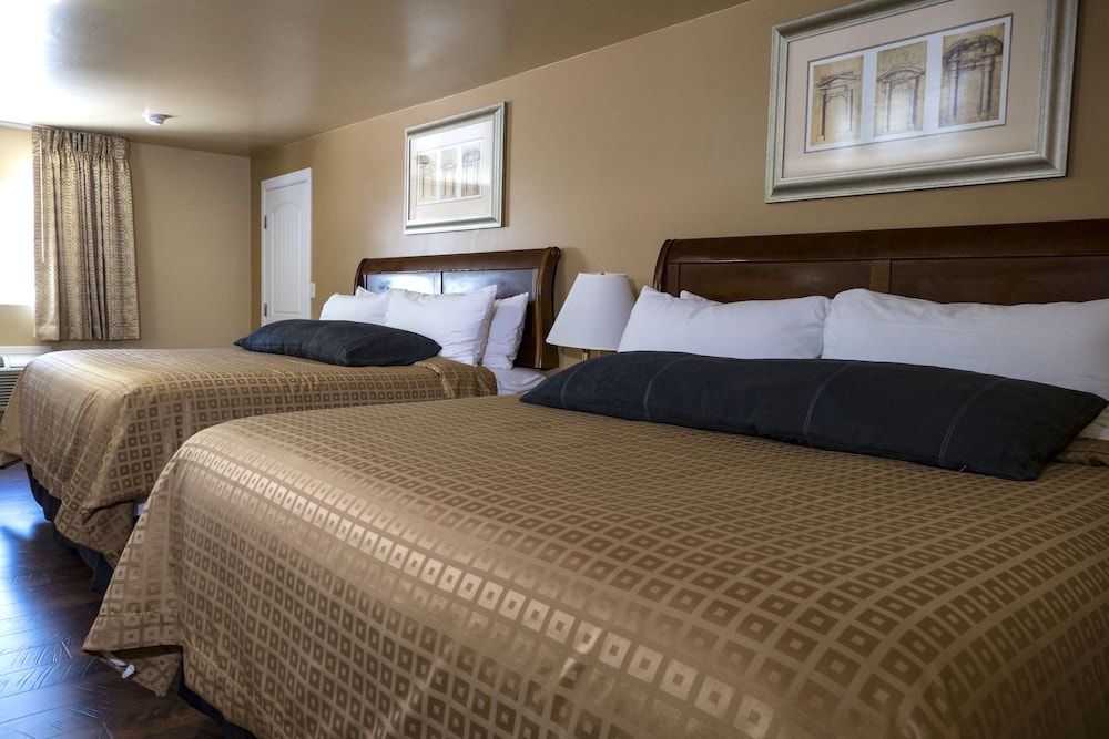 Abram Inn & Suites 24/65