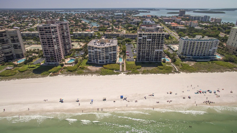 Marco Beach Vacation Suites 60/73