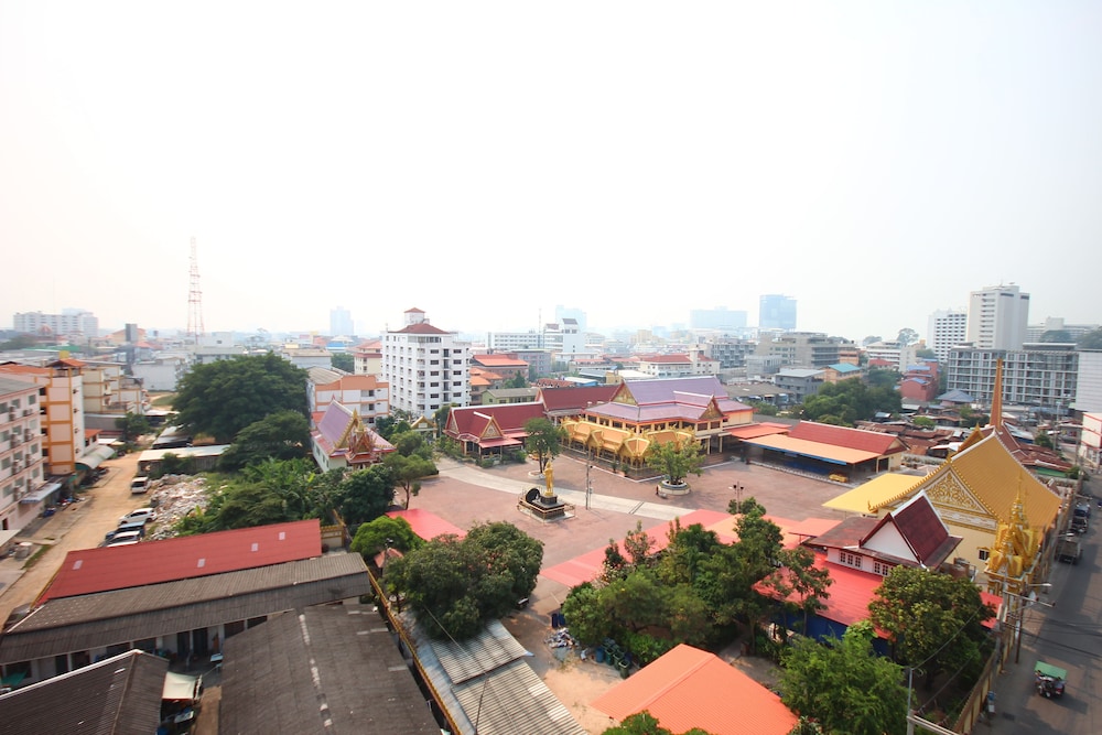 Garner Hotel Pattaya Central 50/62