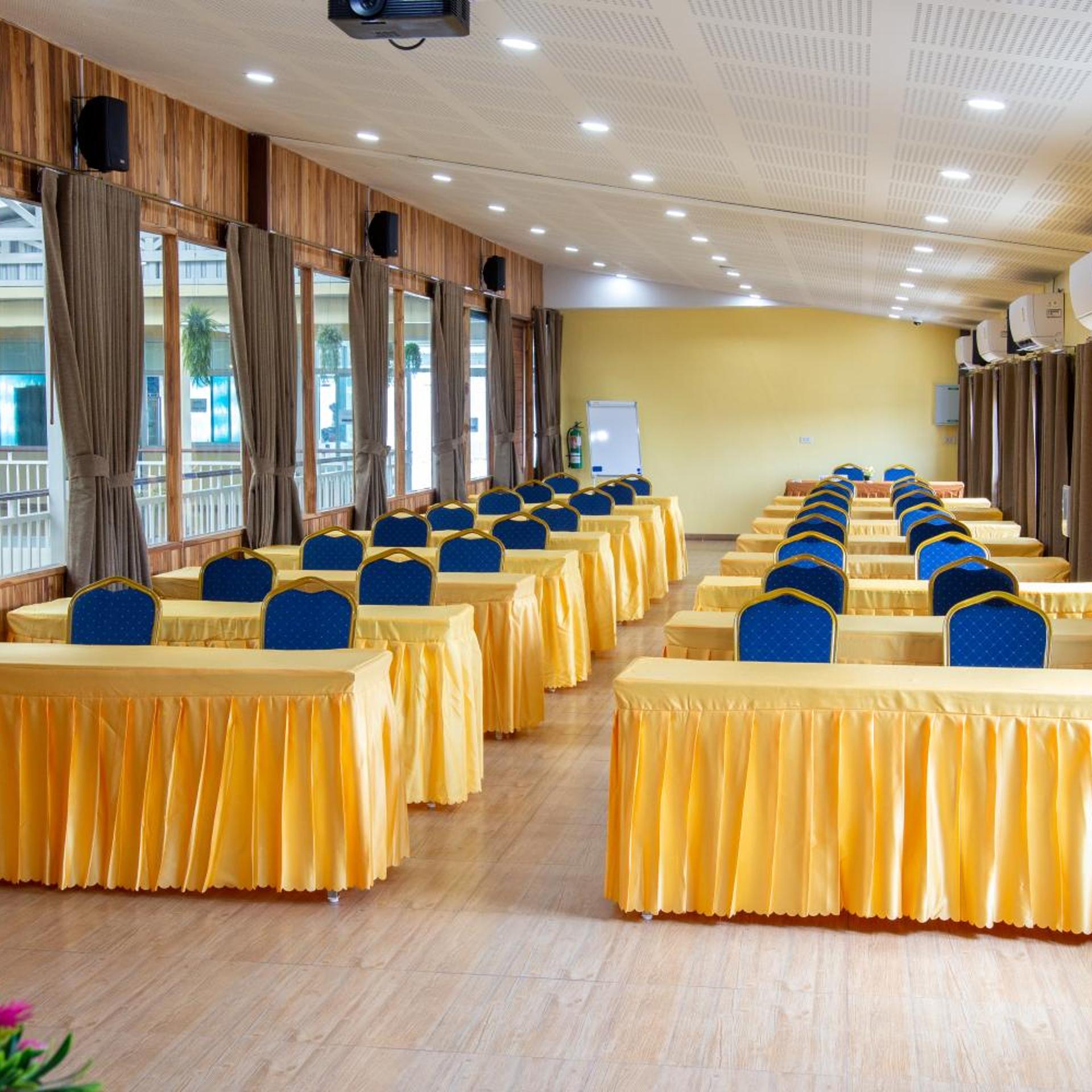 Nonnee Lampang Hotel 32/40