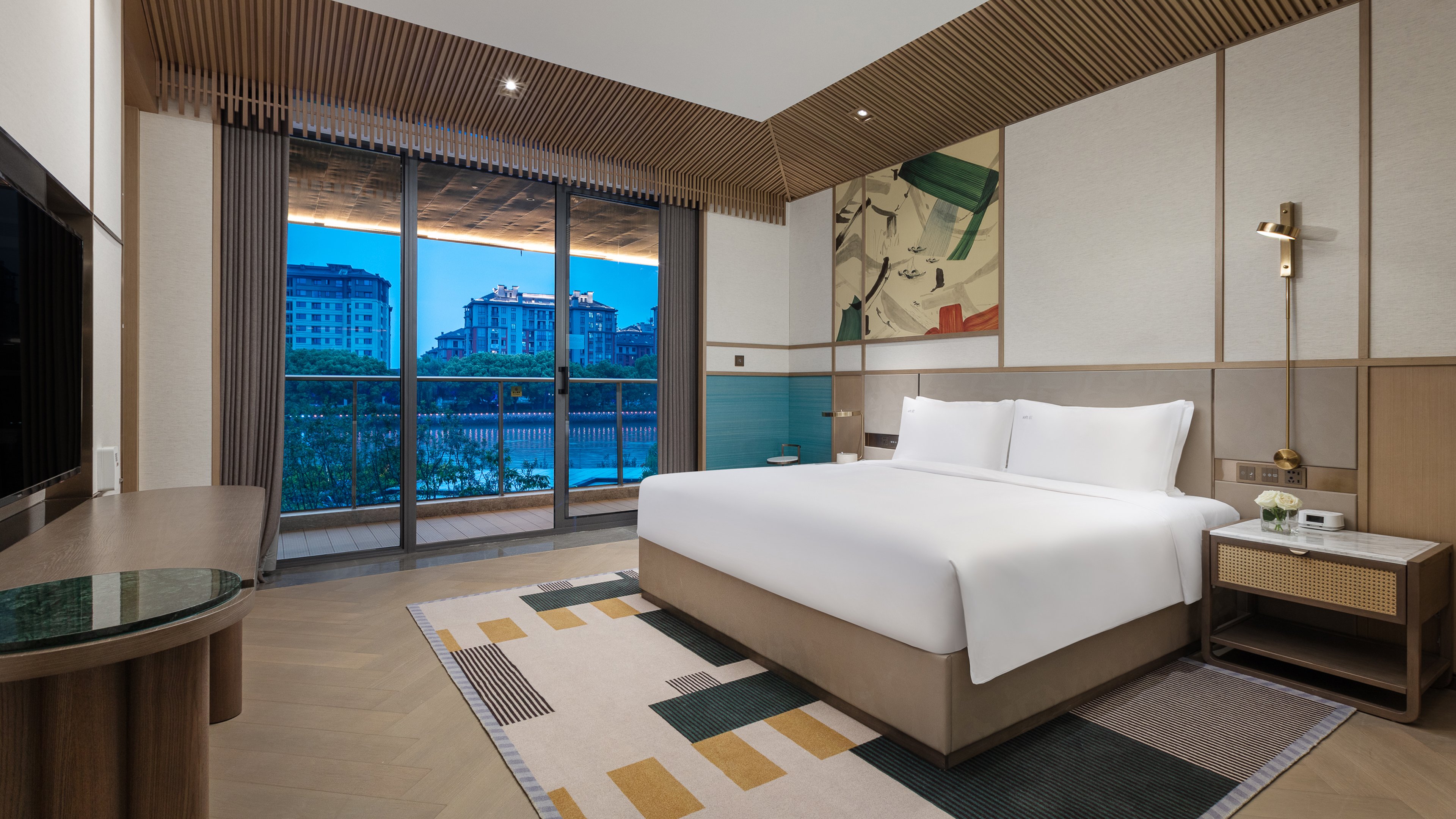 Holiday Inn Deqing Xinshi Ancient Town 8/39