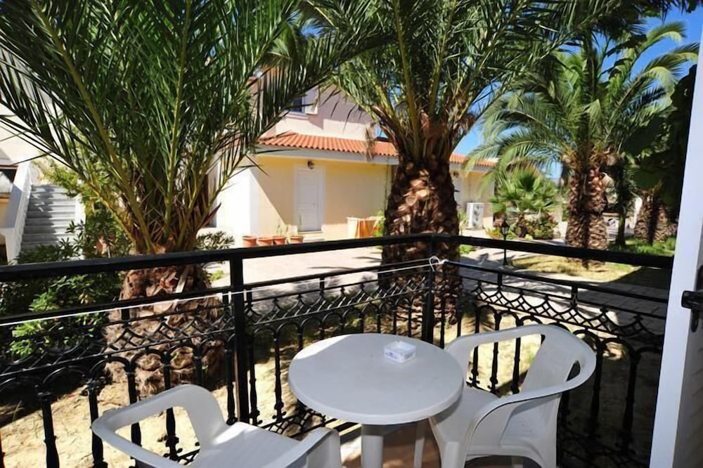 Metaxa Hotel 14/23
