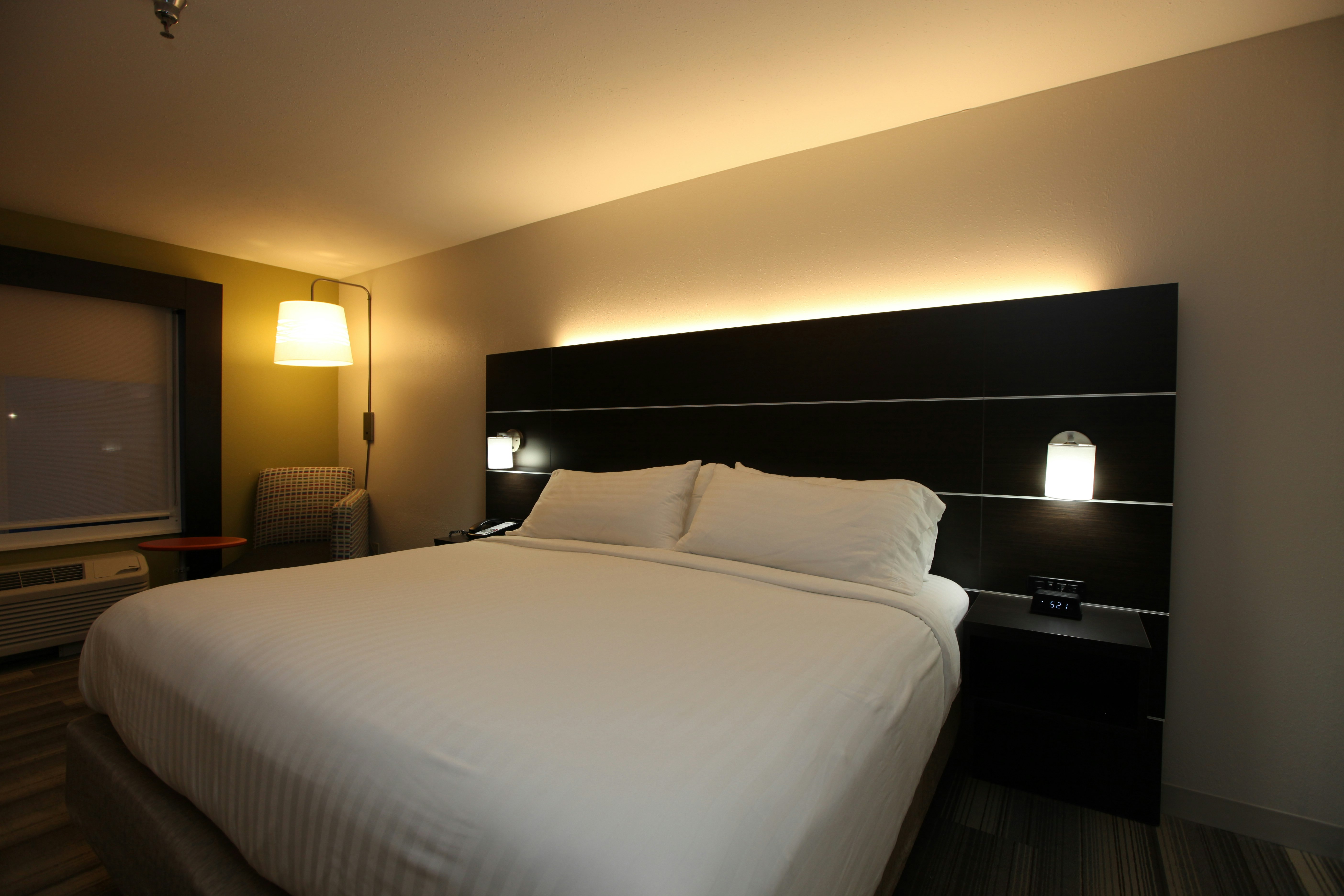 Holiday Inn Express Hotel Suites Chattanooga Hixson 24/75