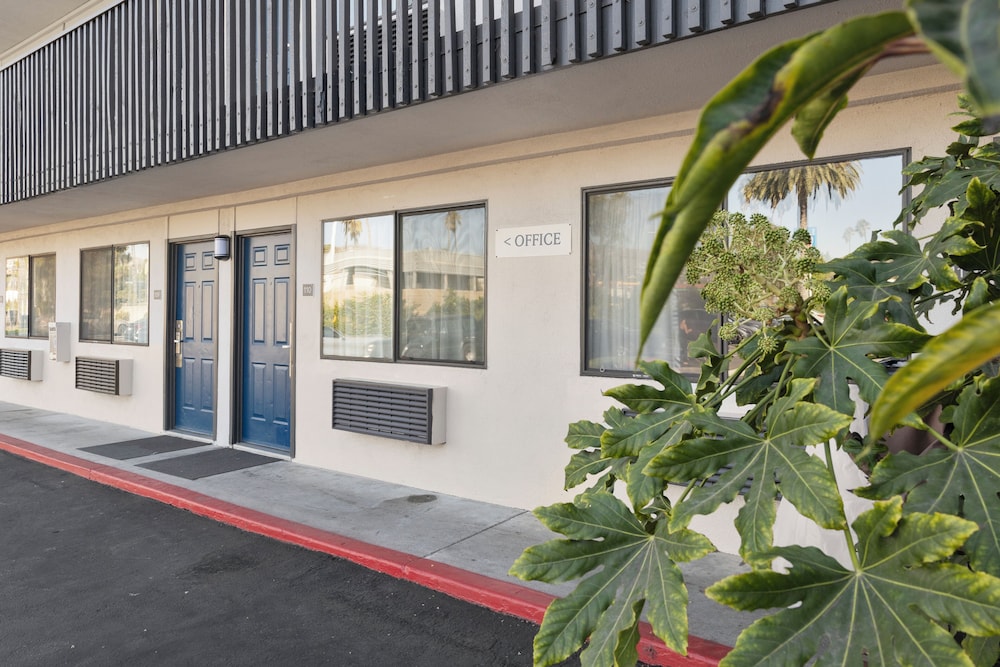 Motel6 Ventura, CA - Beach in VENTURA - CA