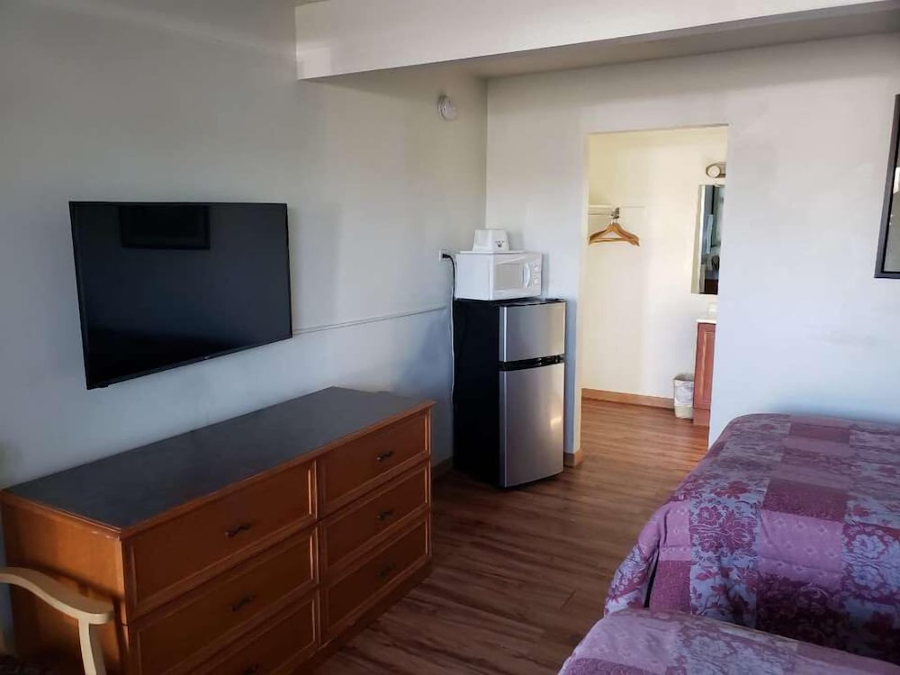 Americas Best Value Inn Greeley Evans 12/21