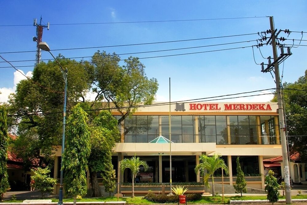 Hotel Merdeka 5/32