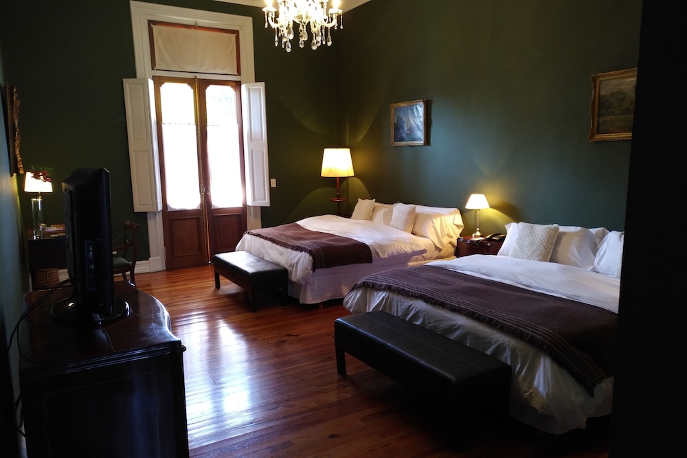 Hotel del Casco 25/75