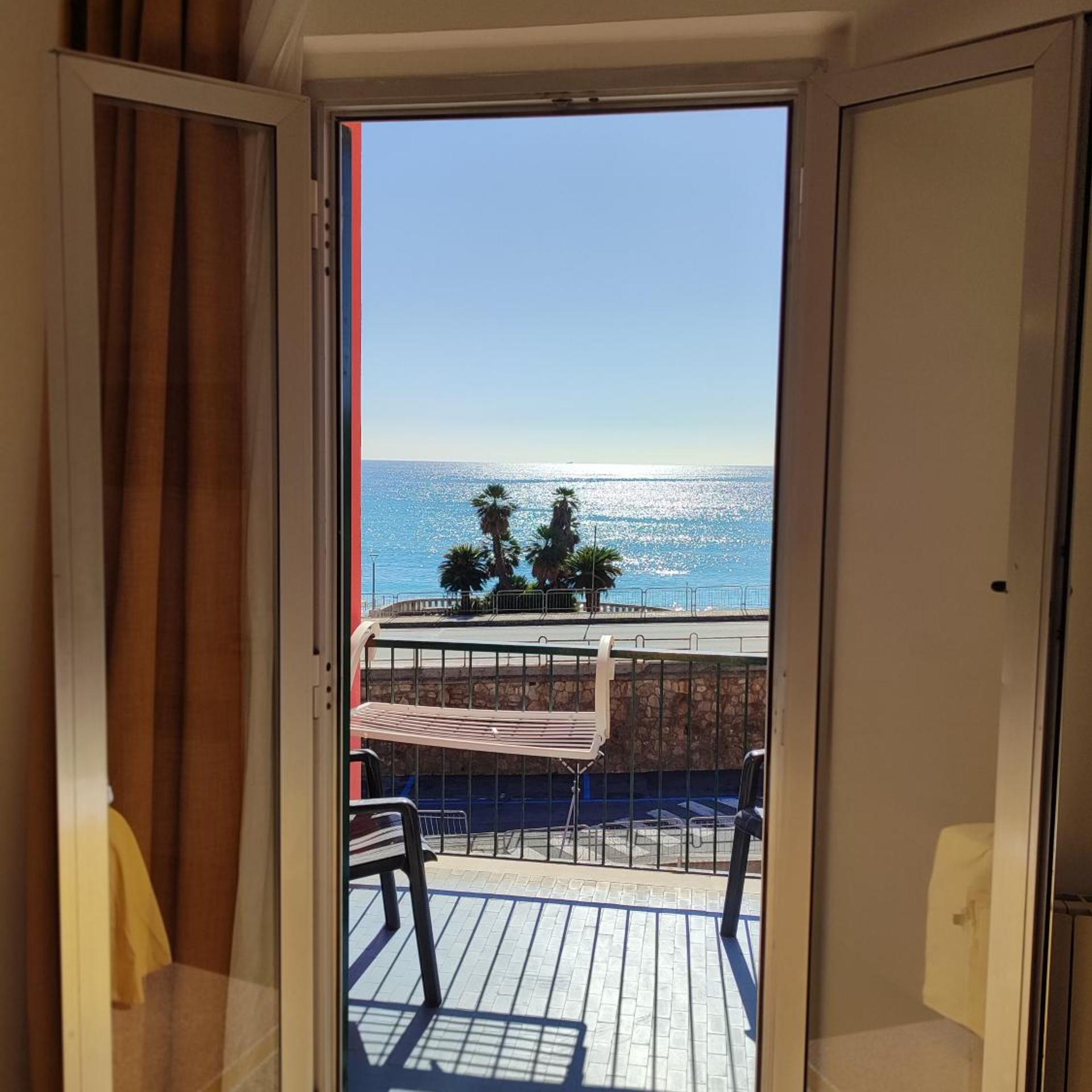 HOTEL VILLA COSTA 25/50