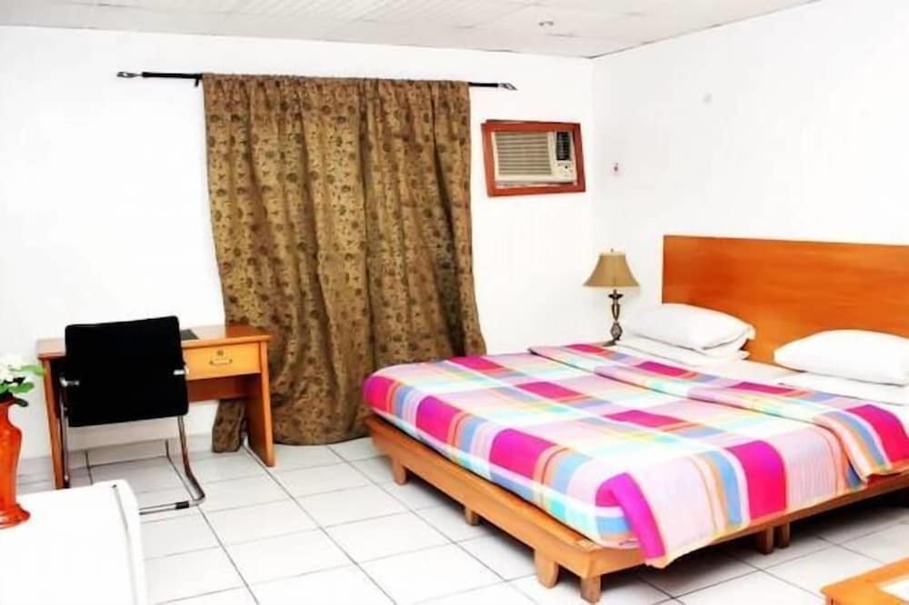 Hotel 1960 Eagles Park 20/50