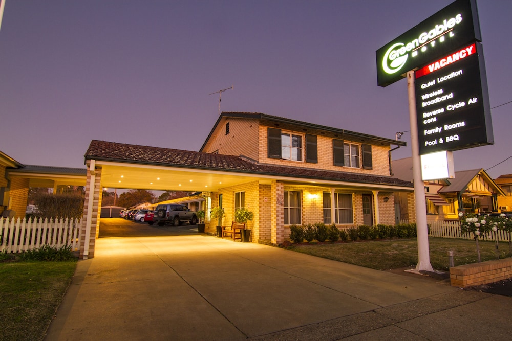 Green Gables Motel 2/29