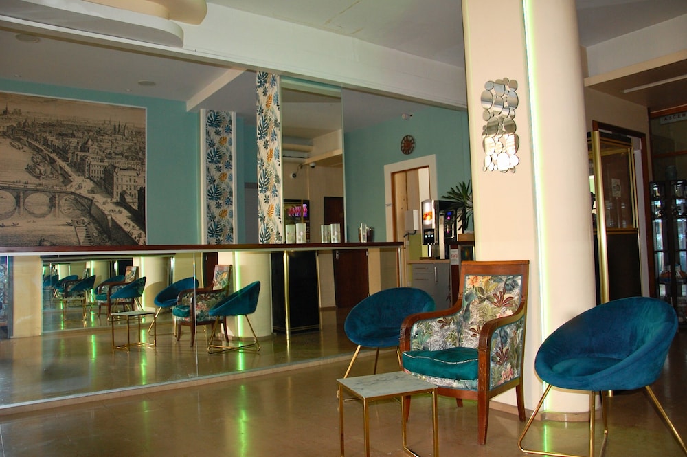 Hotel Jean Bart 45/67