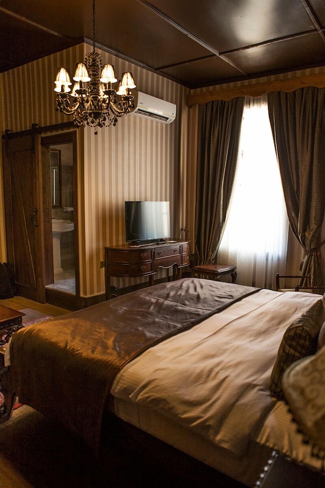 Kyrenia Palace Boutique Hotel 25/50