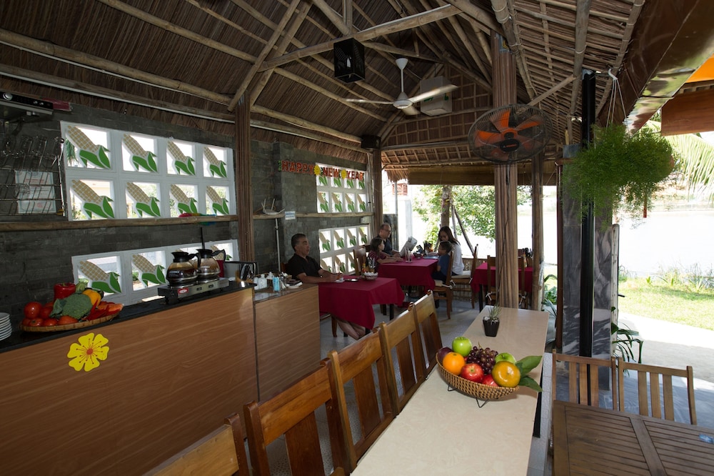 Hoi An Corn Riverside Villa 24/33
