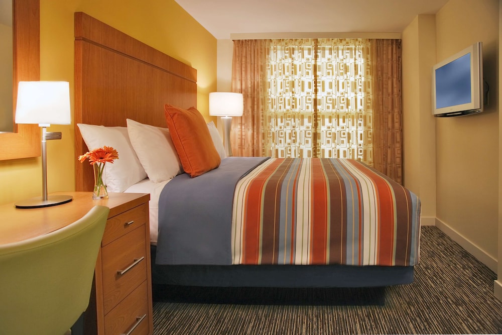 HYATT house Chicago/Naperville/Warrenville 32/69