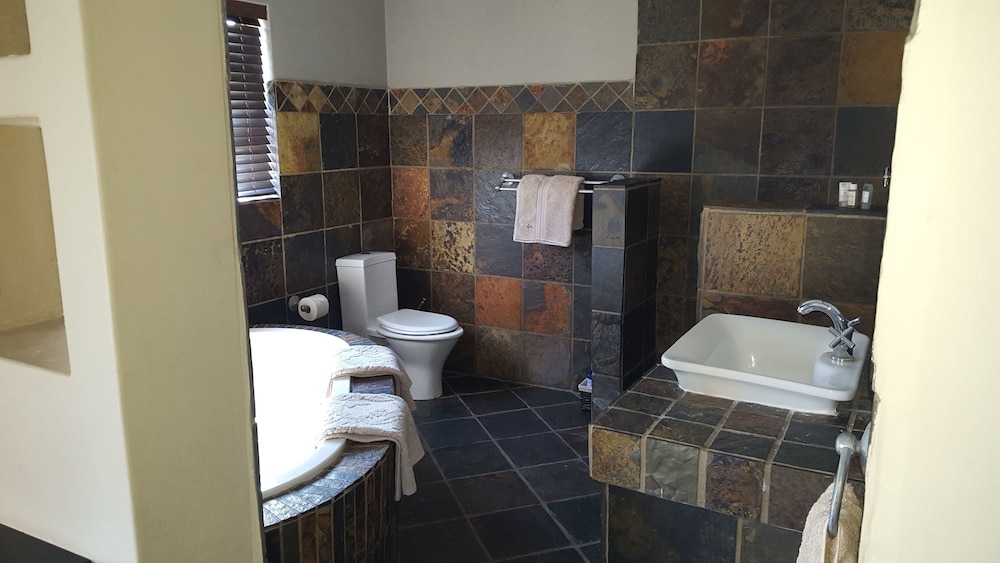 1 BEDROOM, STANDARD