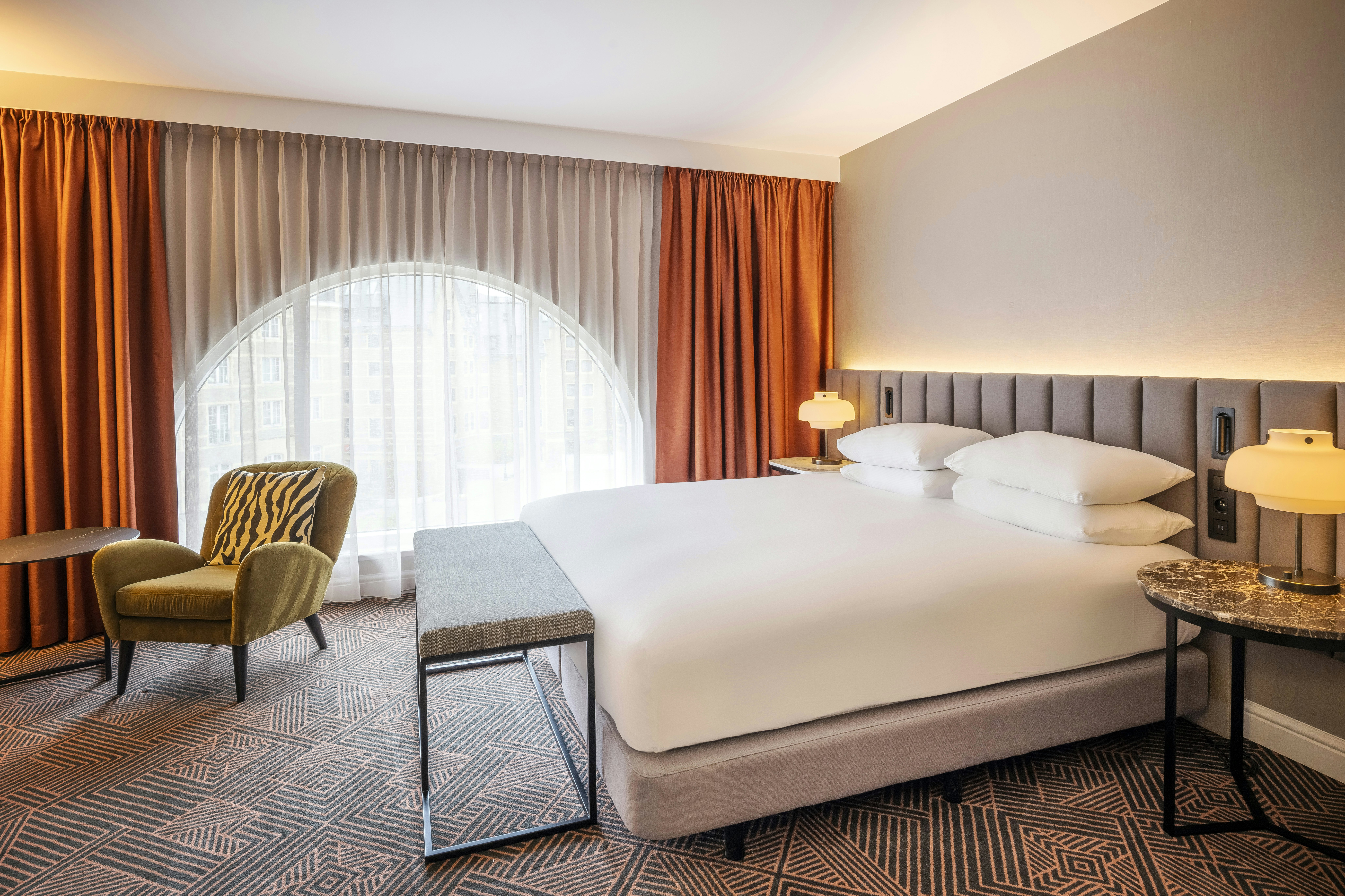 غرفة بسرير كينج، Hilton Brussels Grand Place 2/4