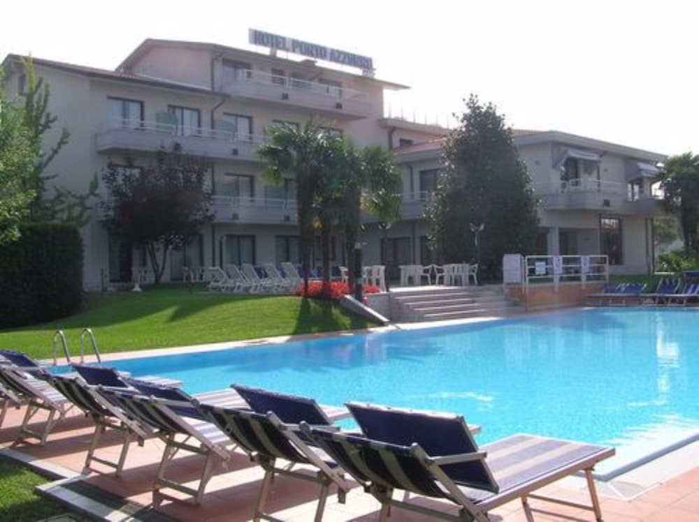 Porto Azzurro 57/65