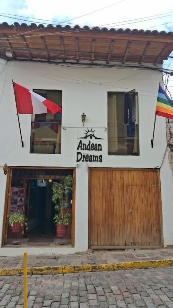 Andean Dreams Hotel 2/48