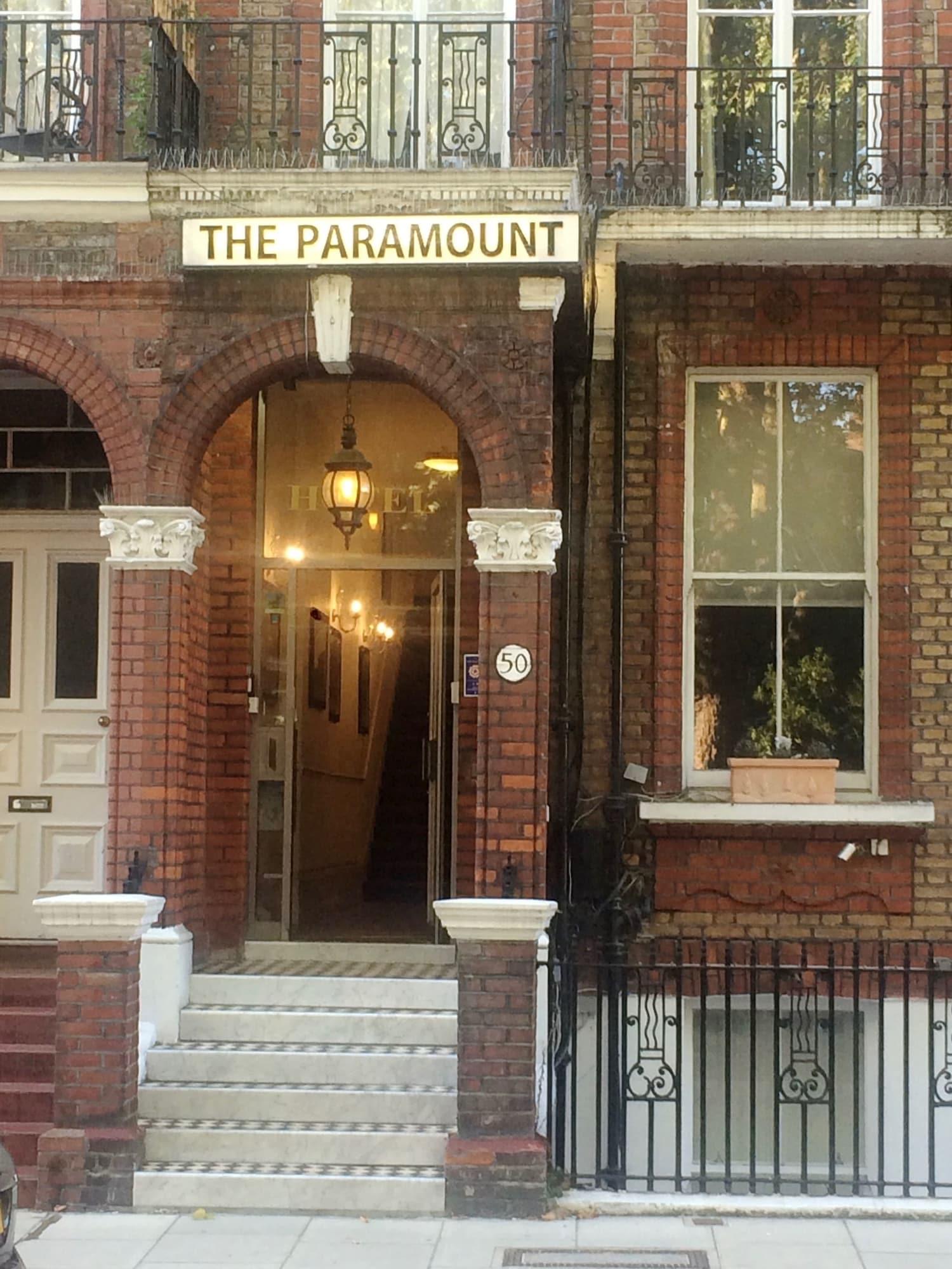 Paramount Hotel 1/45
