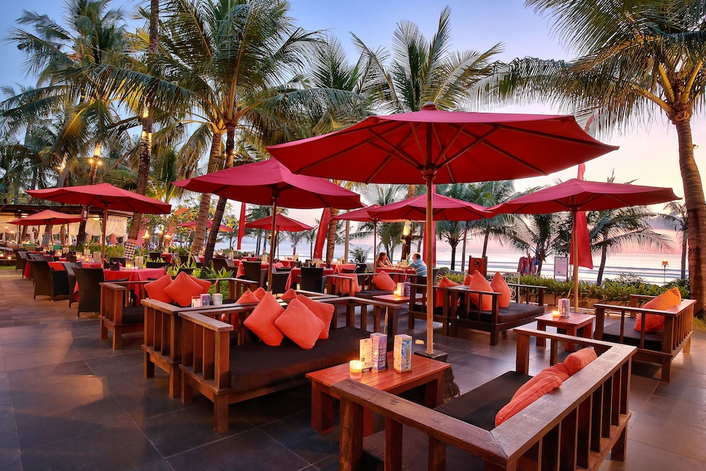 LEGIAN BEACH HOTEL 43/57