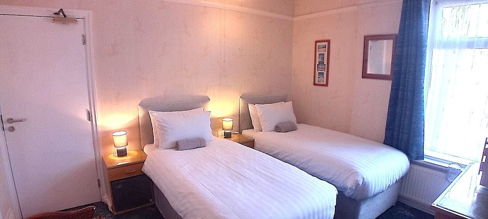 The Marina Guesthouse 6/45